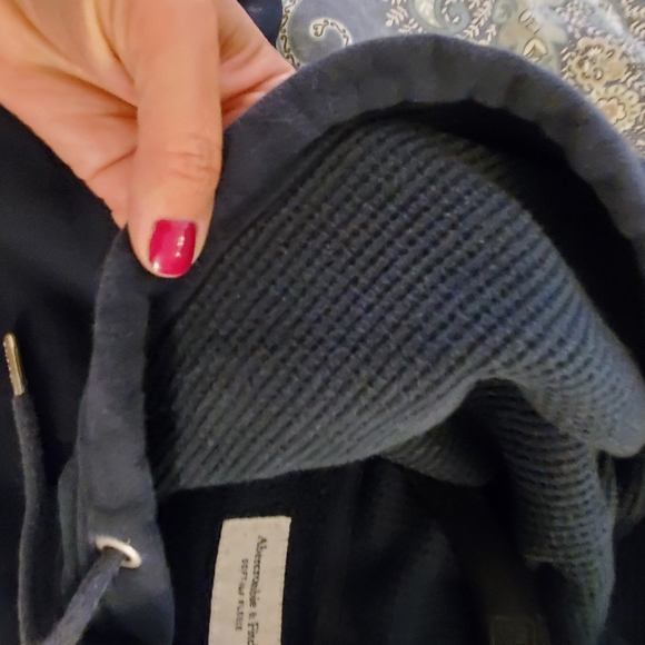 Hoodie - Picture 2 of 6